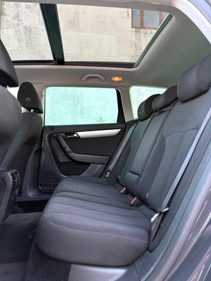 Volkswagen  Passat 1.6 TDI 2011 euro5  2011 second hand - imagine 26