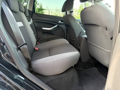 Ford Kuga 2.0 tdci 4x4  2012 second hand - imagine 24