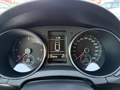 Volkswagen  Golf 6 2.0TDI 105cp euro5 10/ 2008 second hand - imagine 11