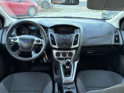 Ford  Focus 1.6 benzină Euro5 2014 second hand - imagine 23