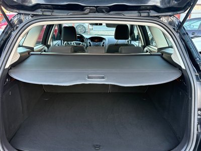 Ford  Focus 1.6 benzină Euro5 2014 second hand - imagine 25