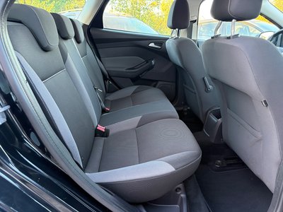 Ford  Focus 1.6 benzină Euro5 2014 second hand - imagine 26