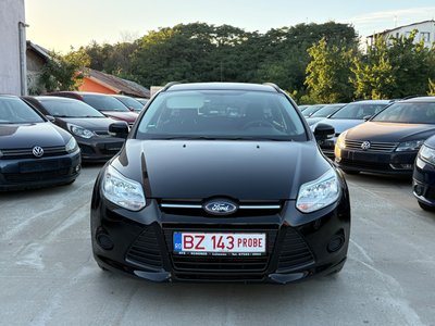 Ford  Focus 1.6 benzină Euro5 2014 second hand - imagine 3